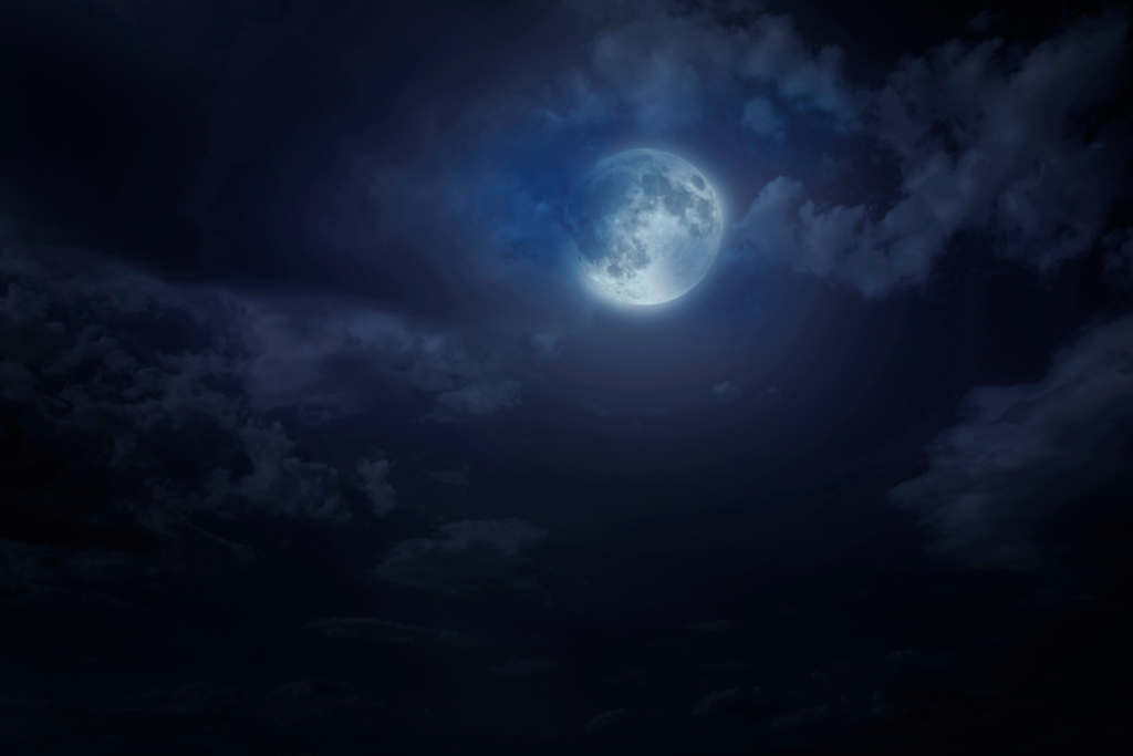 Moon - Night Photography for Teenagers